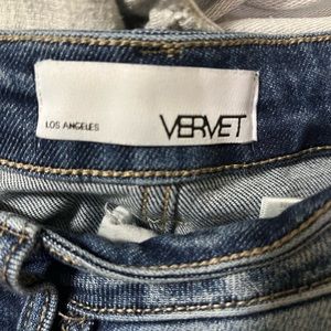 Vervet jeans a little distressed they are very comfortable